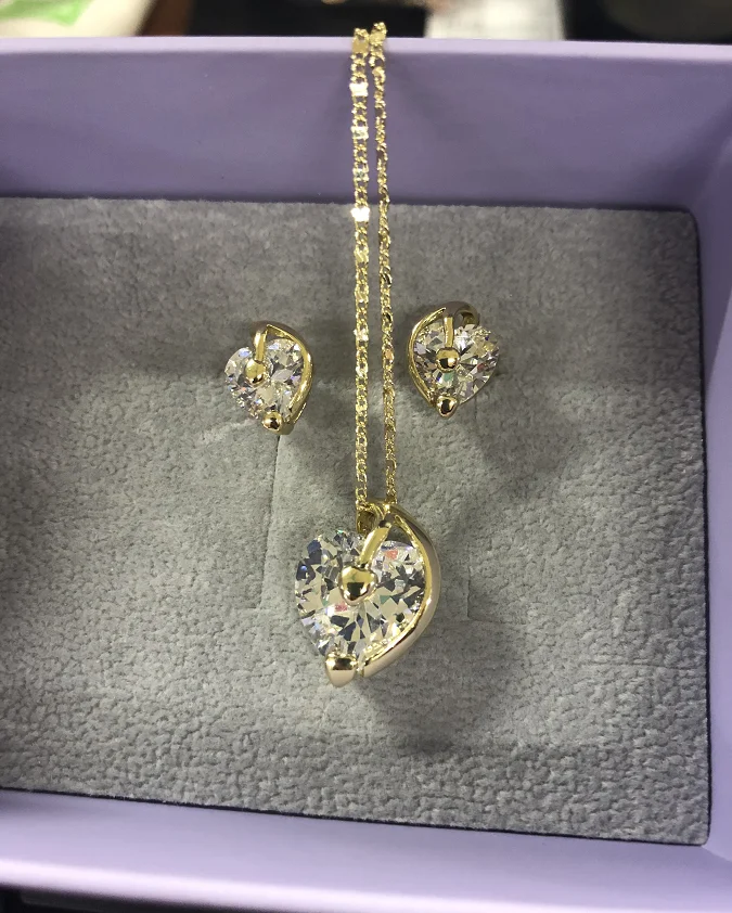 63947 xuping Cubic Zirconia Women Fashion Jewelry 14k Gold CZ Heart Shaped Stone Jewelry Sets+light Weight Gold Necklace Set
