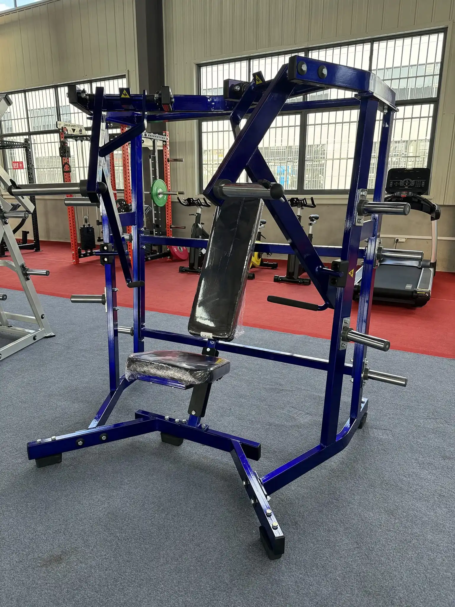 Factory Price commercial Chest Exercise strength Equipment Strength Iso-lateral Decline Chest Press machine