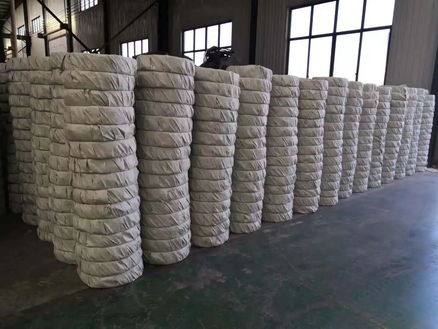 
Super Quality Easy Installation Galvanized fenced barbed wire razor wire 