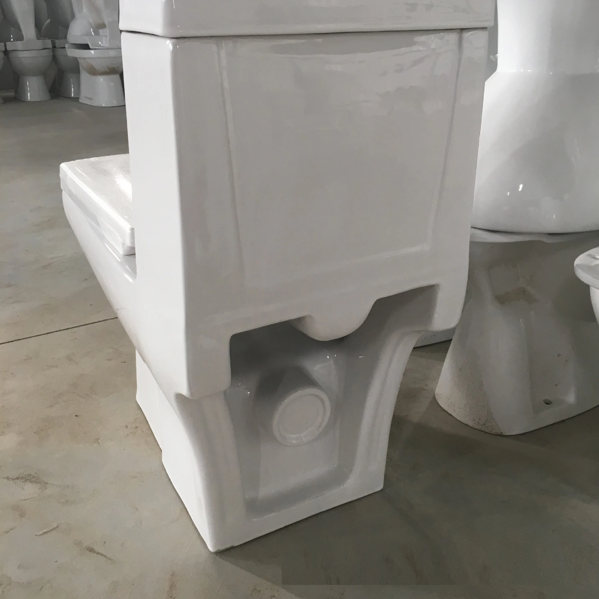 Сиденье для унитаза flush настенный ряд 180 квадратный 250 Калибр Ближний Восток Саудовская Аравия