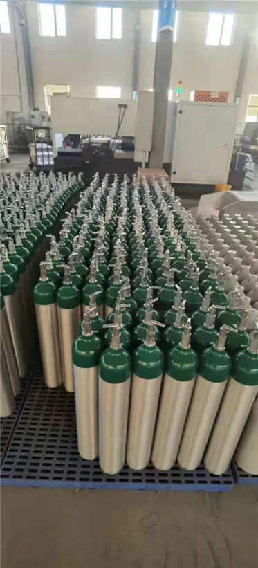 680 Liters Oxygen Capacity Medical Breathing Oxygen Refillable Oxygen Cylinder Tank with Cart