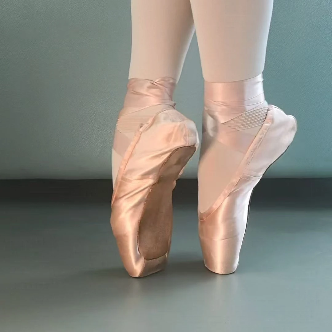 Professional High Quality Girls Women Ballet Performance Competition Wear Pink Red Black Canvas Satin Pointe Shoes With Silicone