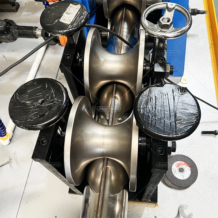 high quality Building Materials Steel Pipe Making Machine / Tube Mill round steel tube production line