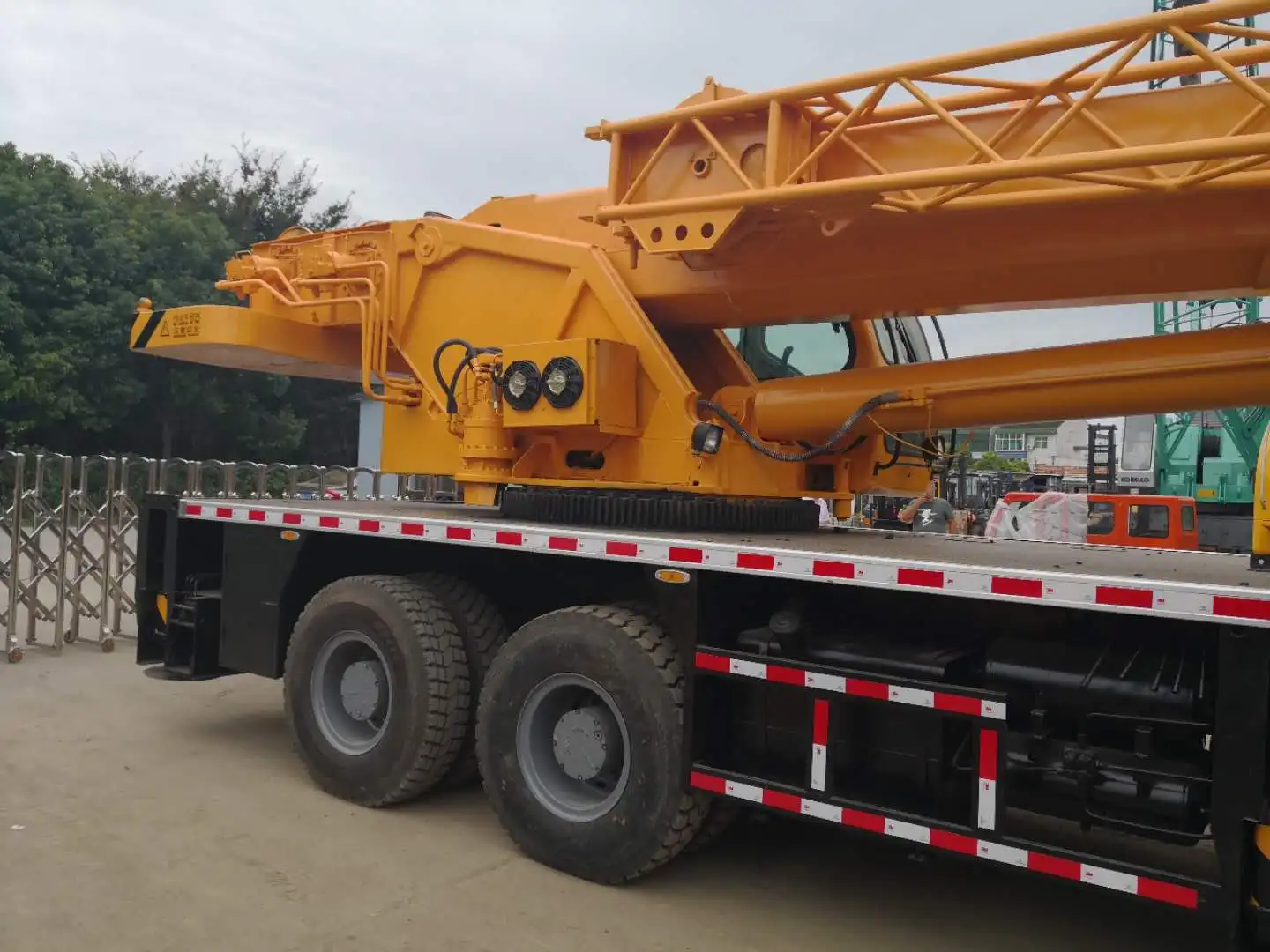 Грузовой кран QY50K-1 макс. моментальный цилиндр Cummins Building Engine Pump Technical S