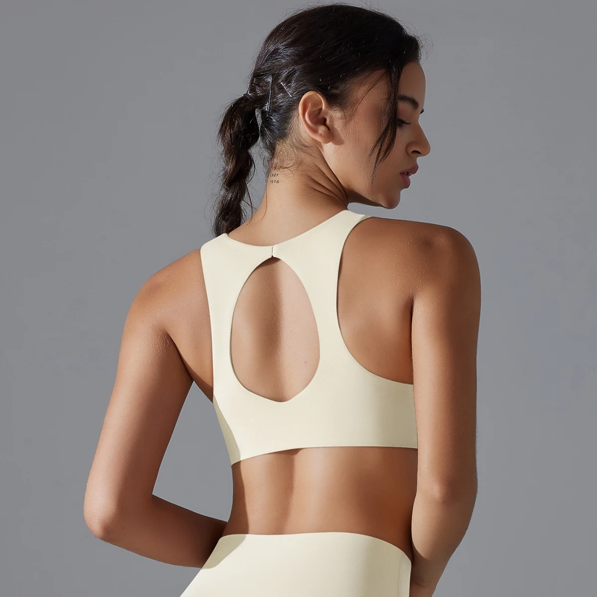 Wholesale Beauty Back Sexy  Breathable Women Tops Fitness Gym Wear Workout Push Up Yoga Bra Seamless Sports Bra