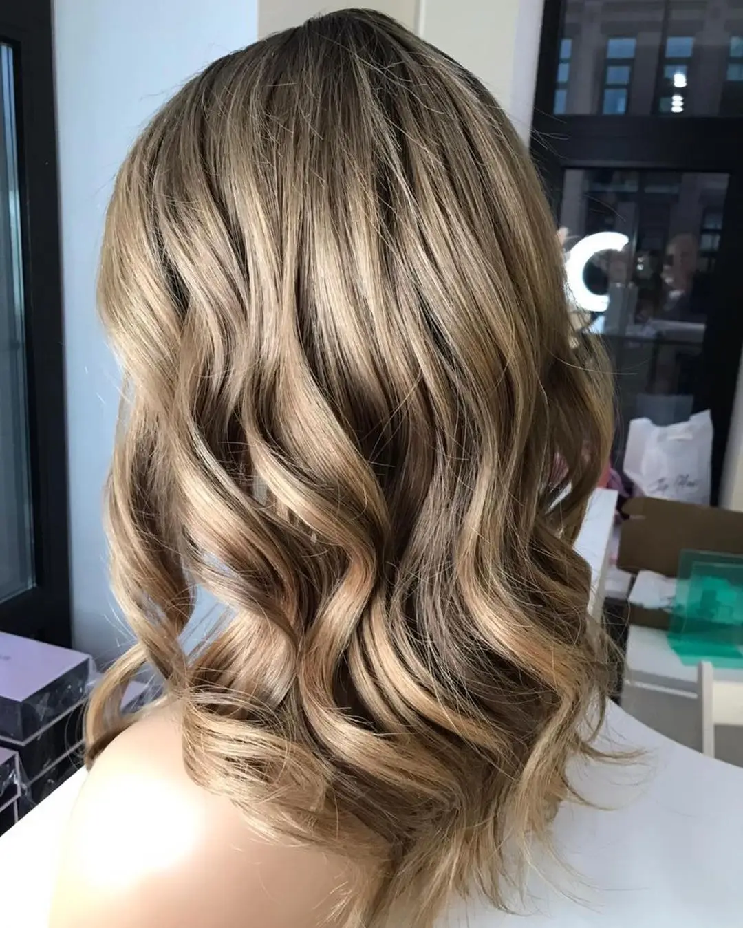 Loose Wave Jewish European Human Hair Grey Blonde Lace Front Wigs With Dark Root Pre Plucked With Baby Hair For Women