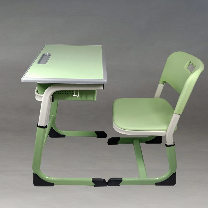Children's desks and chairs plastic desks and chairs middle school students' desks and chairs