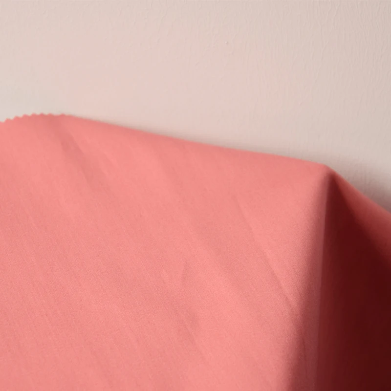  47% SILK 53% WOOL SATEEN PLAIN DYED WOVEN FABRIC 137GSM 135 CUTTABLE FOR WOMEN