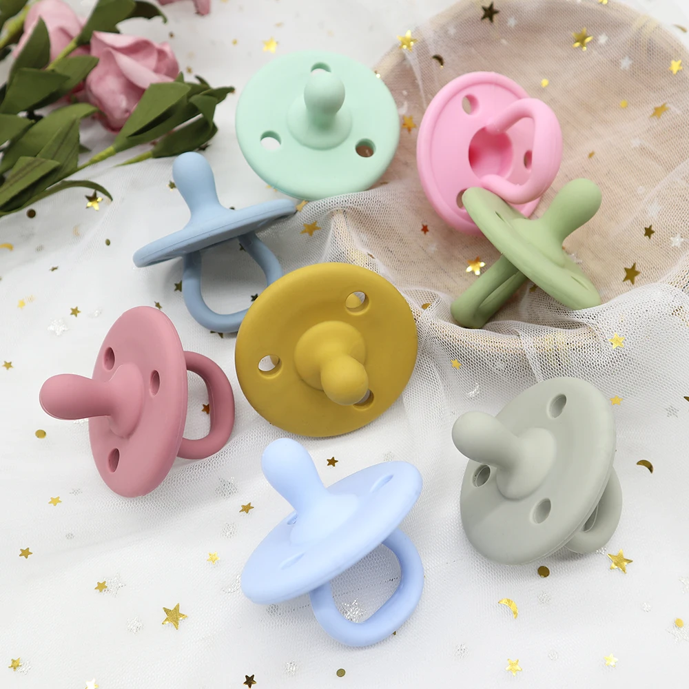 Wholesale Personalized Soft Teething BPA Free Natural Food Grade Baby Silicone Pacifier