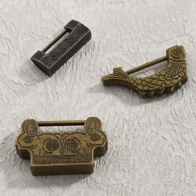Vintage Antique Zinc Alloy Chinese Old Lock Retro Padlock Jewelry Wooden Box Padlock Lock for Suitcase Drawer Cabinet