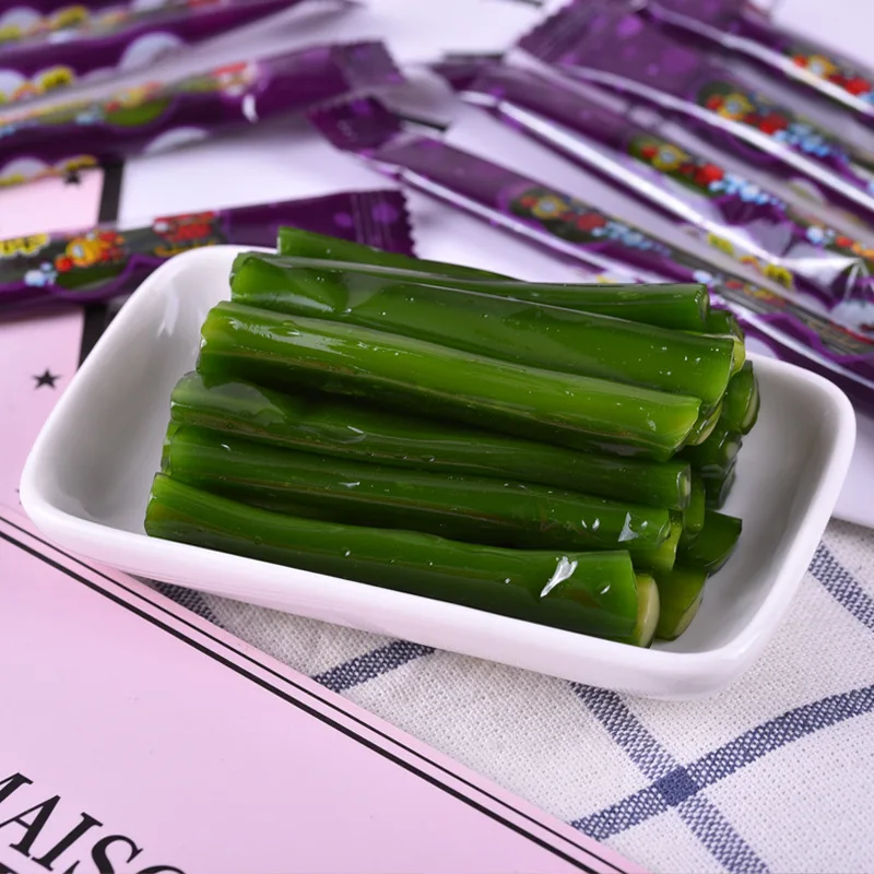 sticky gummy fruit flavored tooth drawing candy snacks confitera candy bar sour strip candy