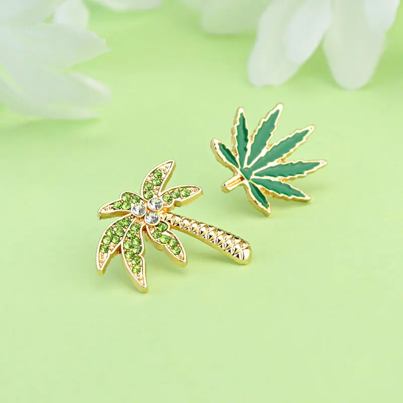 Romantic Red Rose Enamel Pins Flowers Brooches Lapel Backpack Badges Floral Plant Jewelry Lover Mothers Day Gift for Lover