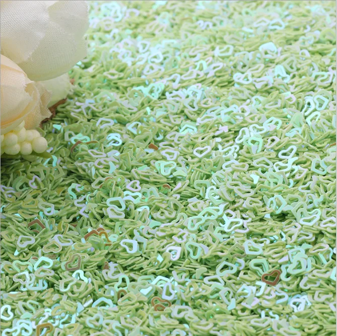 Wholesale 4mm Glitter heart Hollow Loose Sequins for Nail Glitter Stickers Accessories