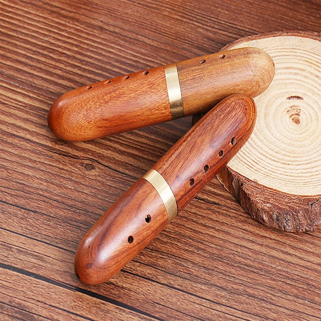 2021Amazon Best seller Creative Portable bullet toothpick holder Wooden Pocket Tooth Pick Dispenser Bucket Needle Case