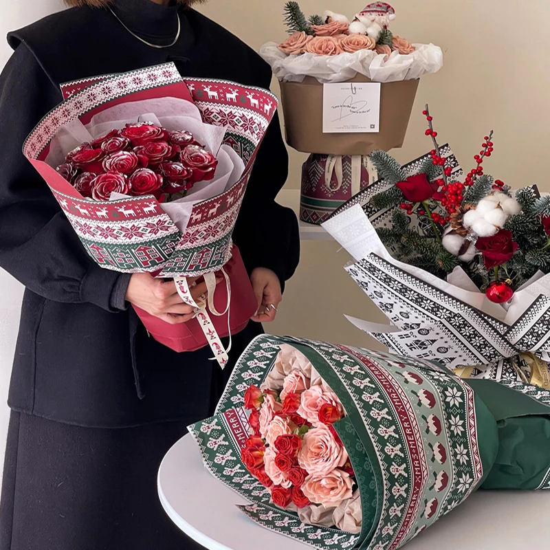 2024 New Design Christmas Floral Waterproof Plastic Bouquet Korean Gift Flower Print Wrapping Paper