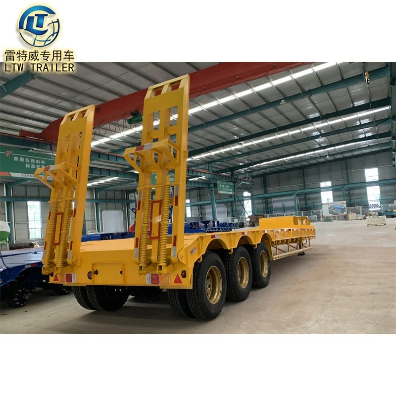 35 ton Low Bed Flatbed Semi Trailer for Digger Transportation / Lowbed Truck And  Semi Trailers with Hydraulic Ladder