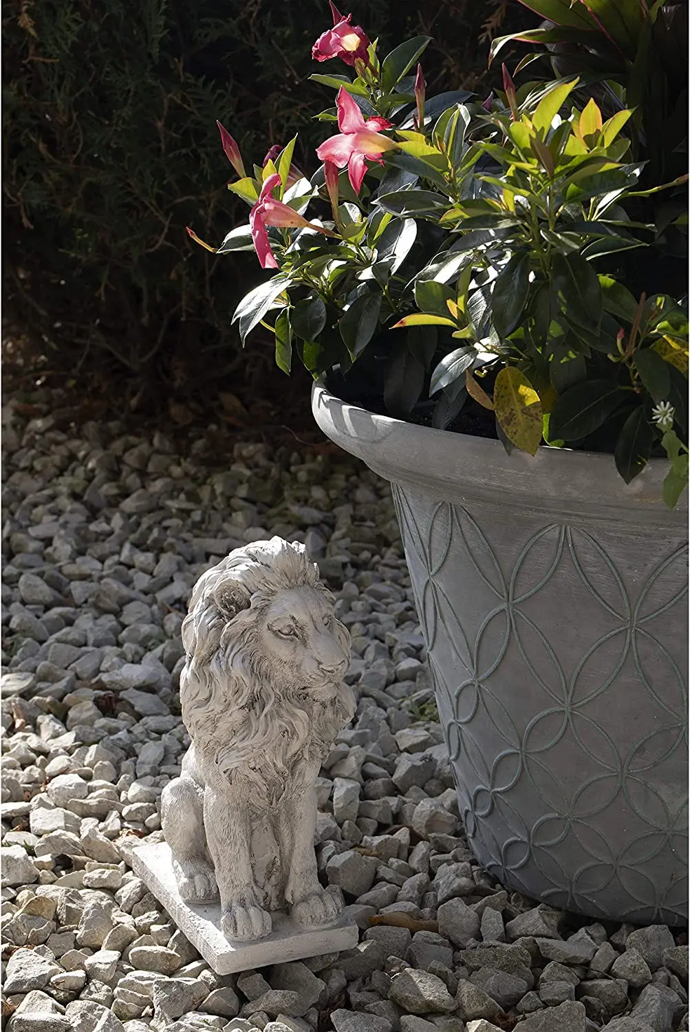 Resin lion animal garden statue
