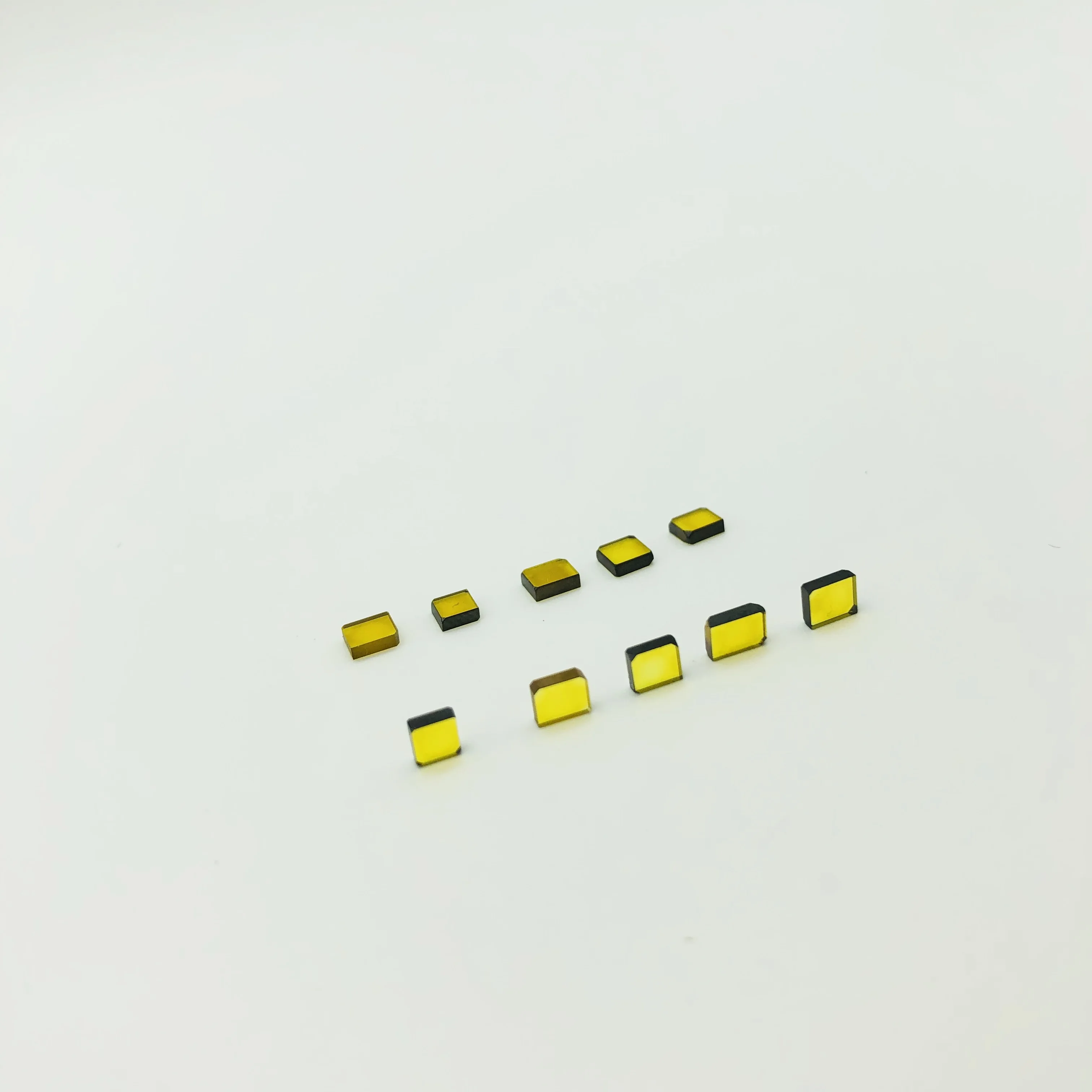 lab grown diamond MCD/CVD Yellow diamond single crystals are used in grinding and polishing for industrial use hthp