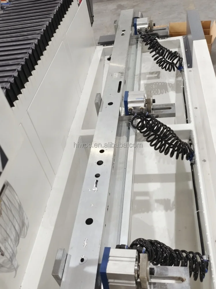 2024 hot sale Automatic control milling aluminium window door fabrication making machine