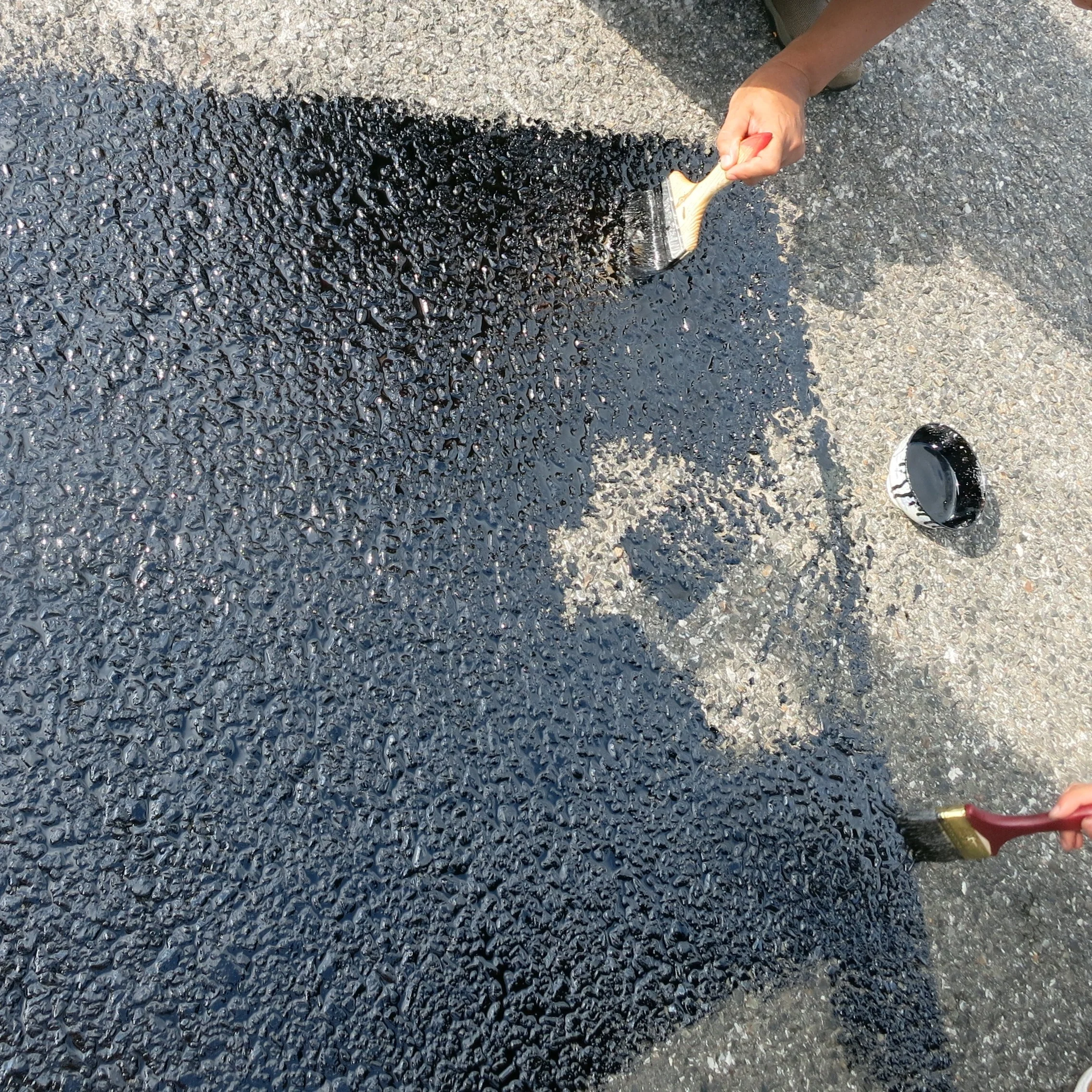 2020 easy to spray cost effective asphalt pavement sealer for aging roads