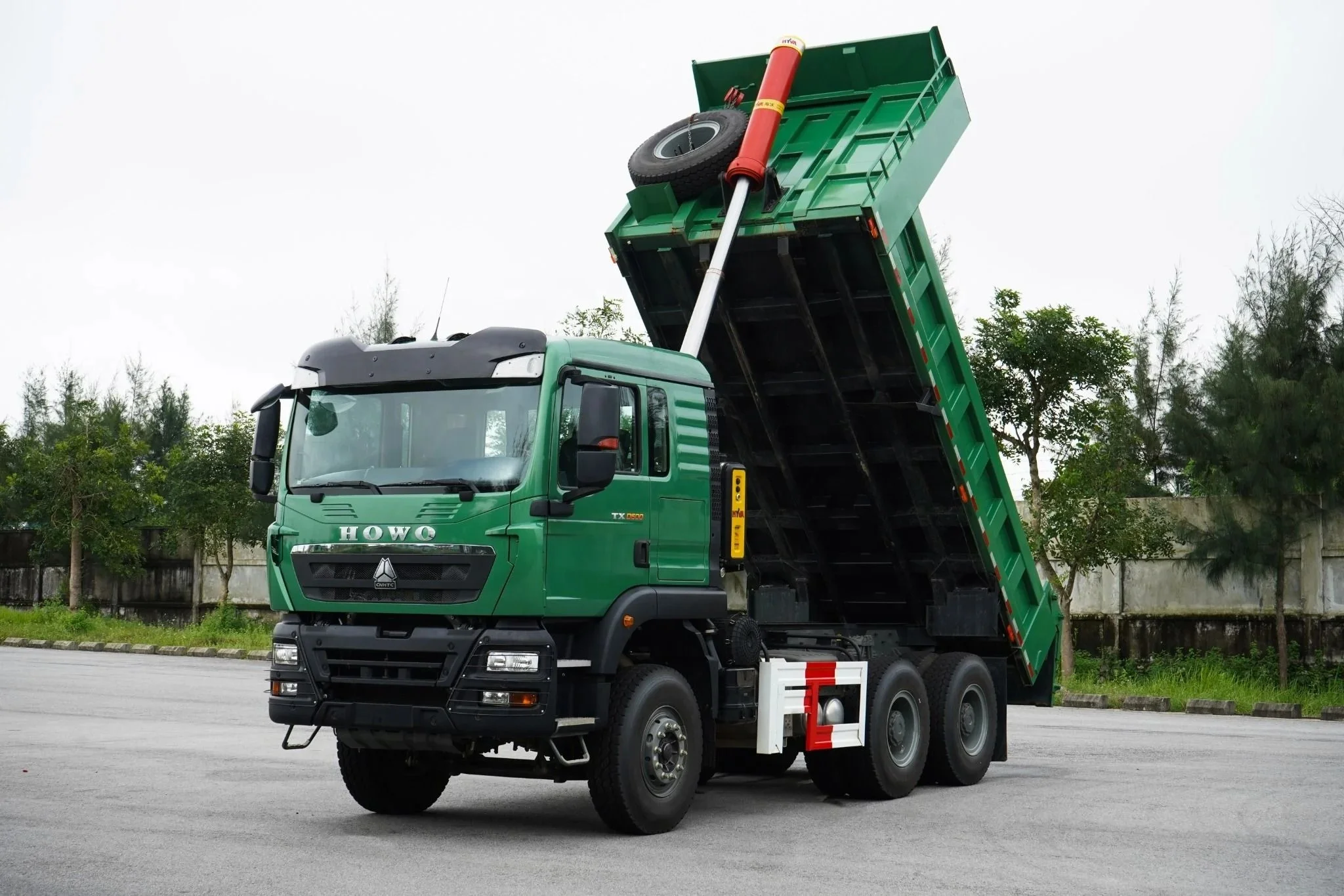 NEW Sinotruck Howo 371 Tipper 6x4 Mini 20 Cubic Meters 30 Ton Canter Used Dump Truck