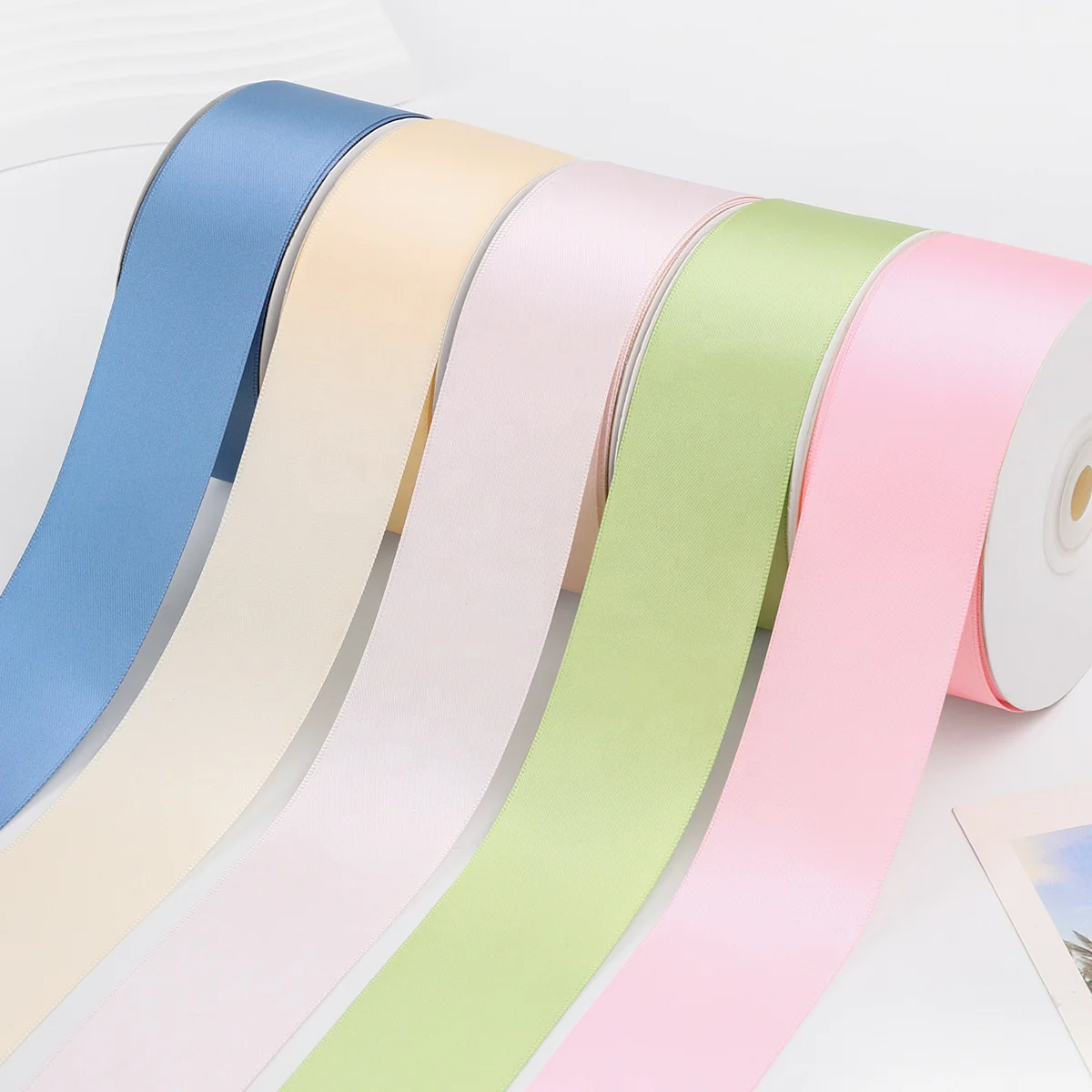 Manufacture Luxury 100 yards per roll Custom Wholesale Gift Packing Custom Plain 196 Colors Polyester Satin Ribbons