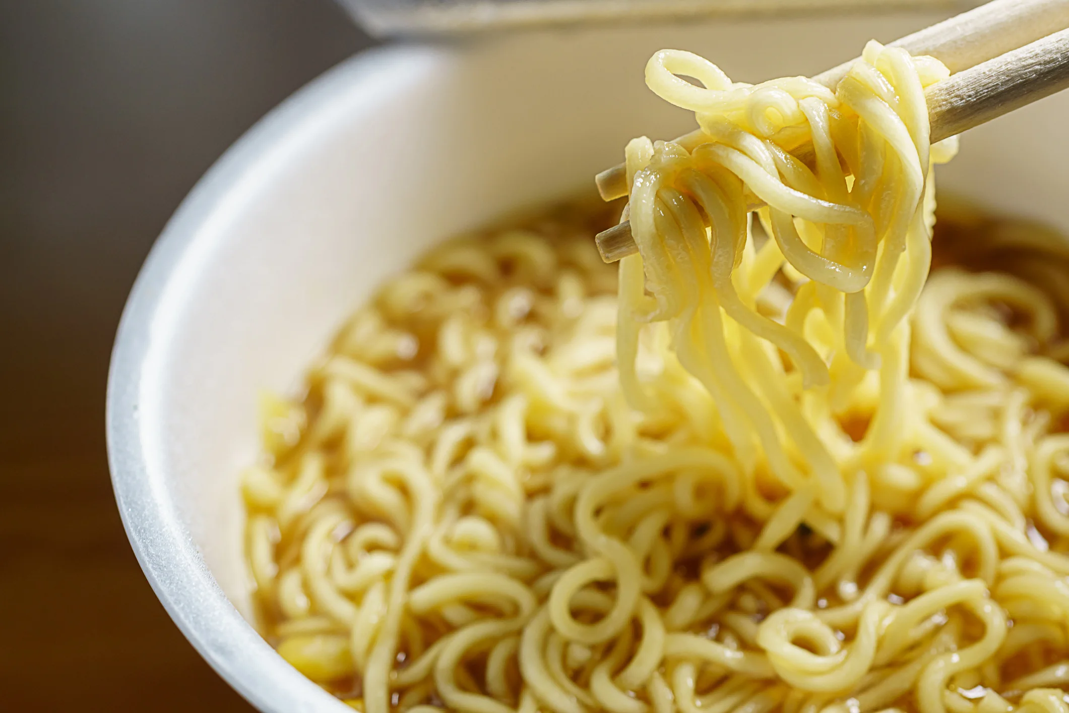 High Quality Fast Food Instant Noodle China Suppliers Bulk Oem Halal Ramen Instant Noodles
