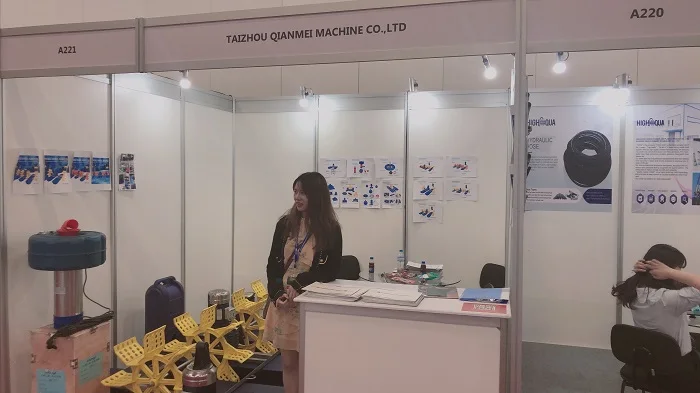 500W solar panel paddle wheel aerator new energy machine fish pond aerator chinese supplier