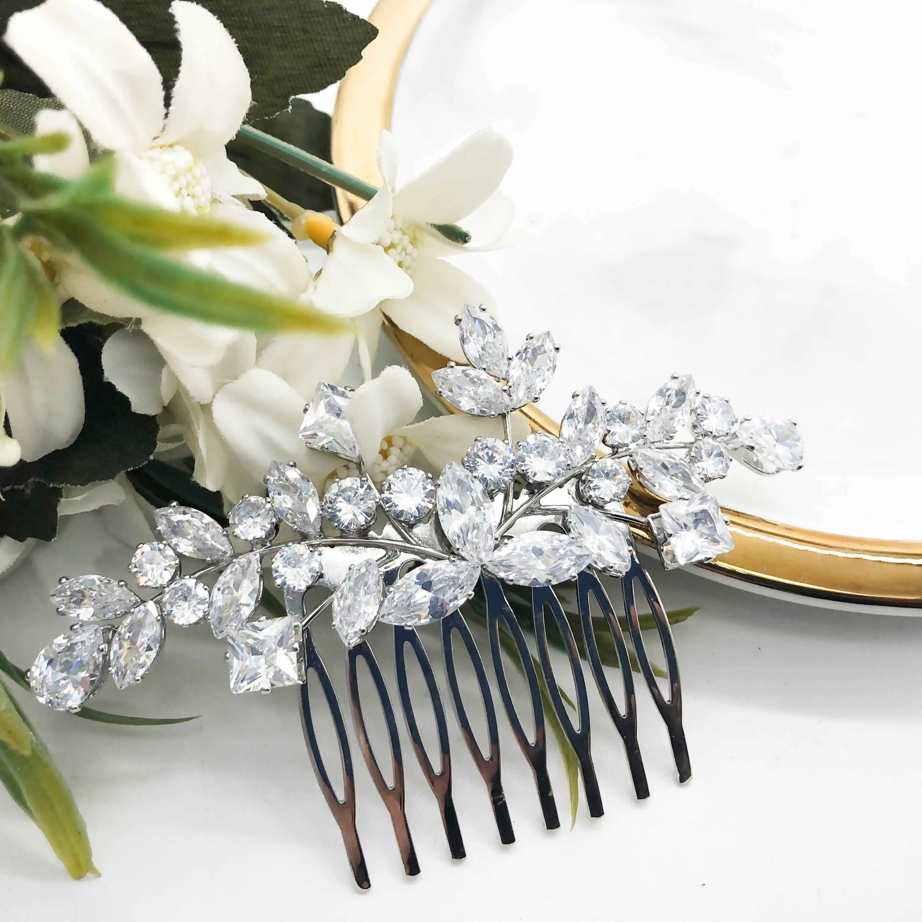 Wholesale Leaf Headdress Bridal Accessories Wedding Crystal Hair Comb