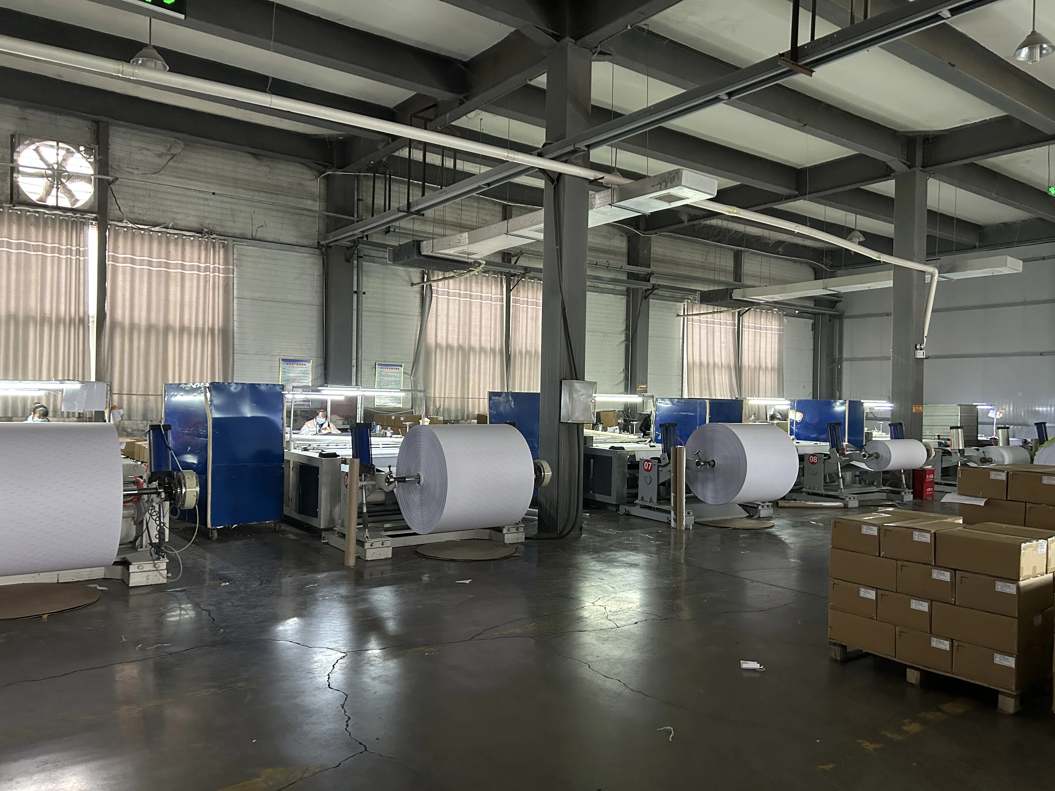 Wholesale High Gloss Sticker Photo Paper Waterproof 150gsm A4 Self Adhesive Glossy Photo Paper for Inkjet Printer