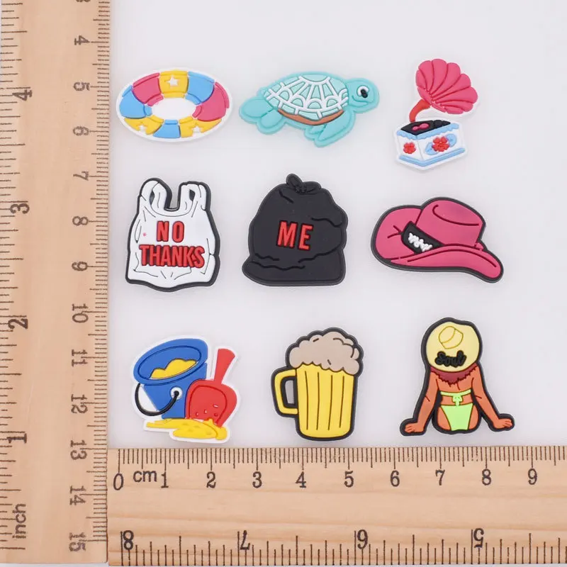 2022 Wholesale Pvc Anime Cartoon Luxury Cute Designer Custom Croc Shoe Charms For Croc Bracelet Organizer