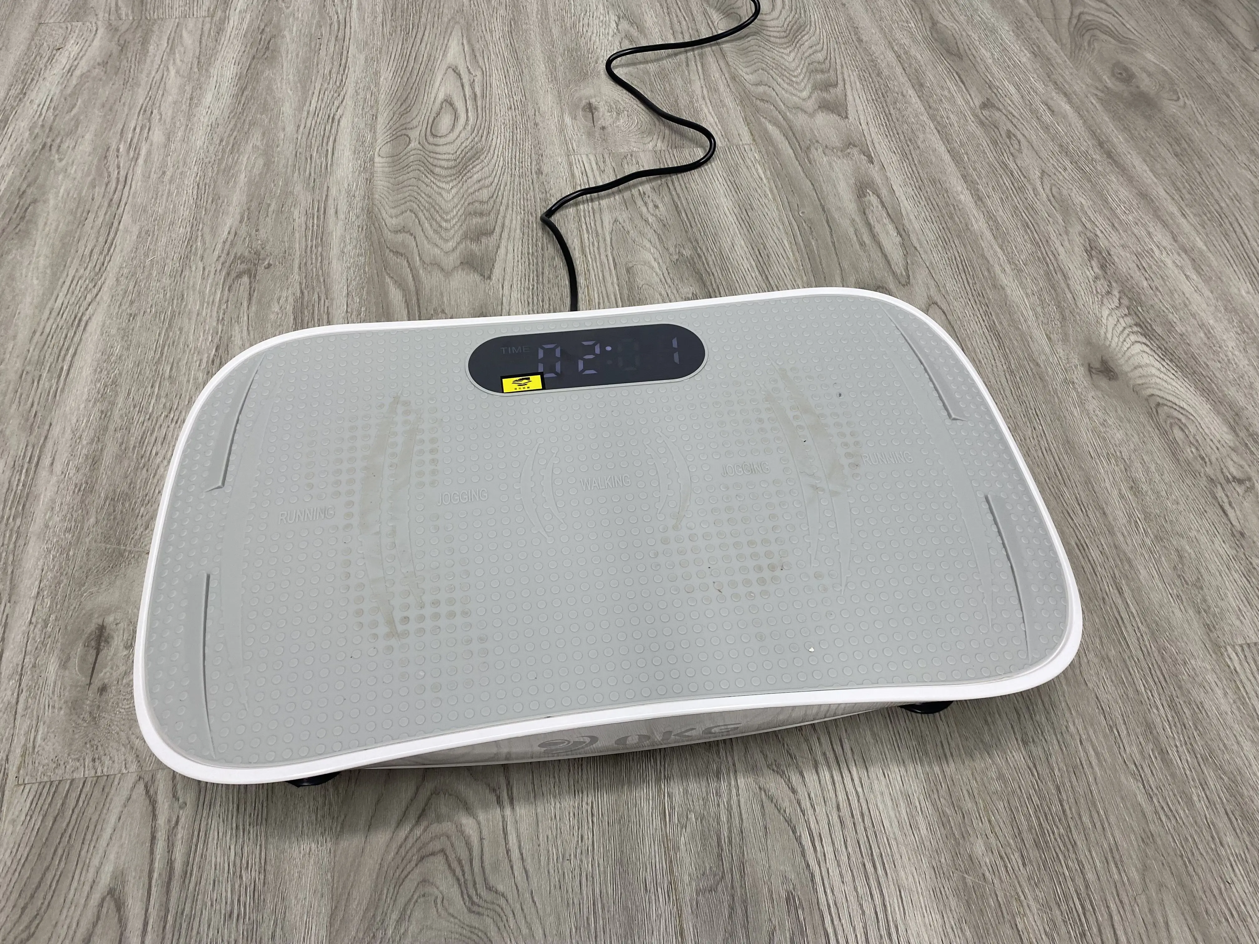 ZT High Quality Power Fit Vibration Plate Exercise Equipment Whole Body Shape Exercise Machine