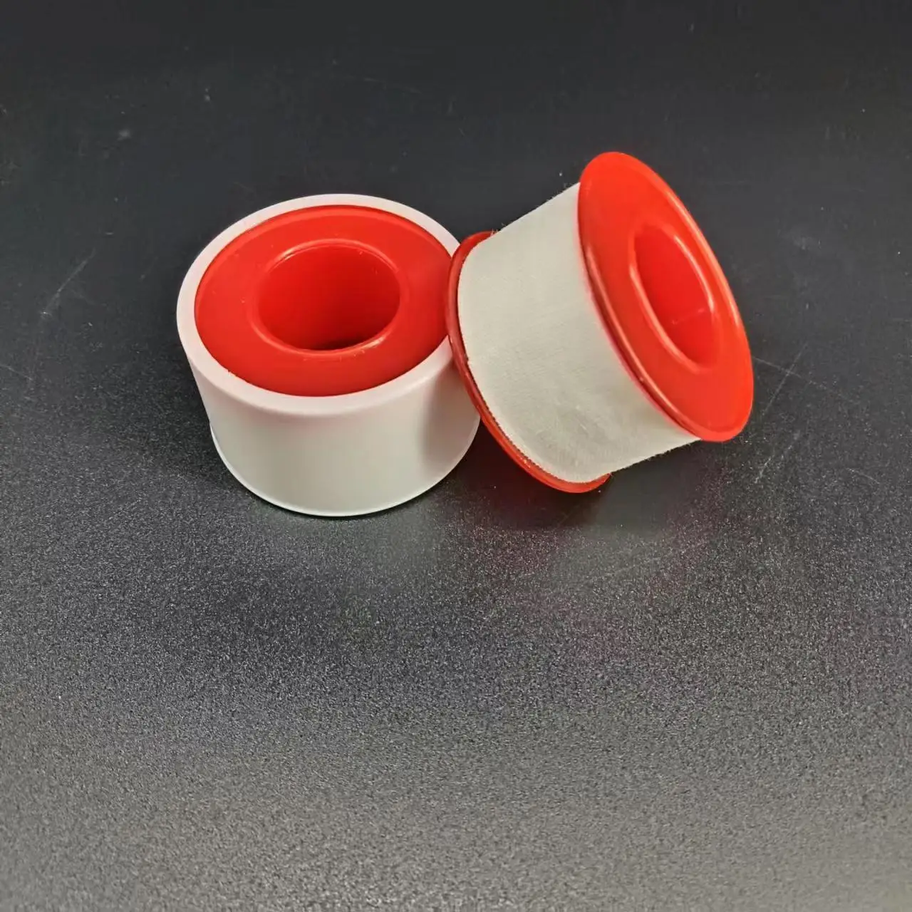 5CM*5M 10CM*5M Surgical Use Zinc Oxide Adhesive Plaster with Plastic Can with CE & ISO Certificate Supported