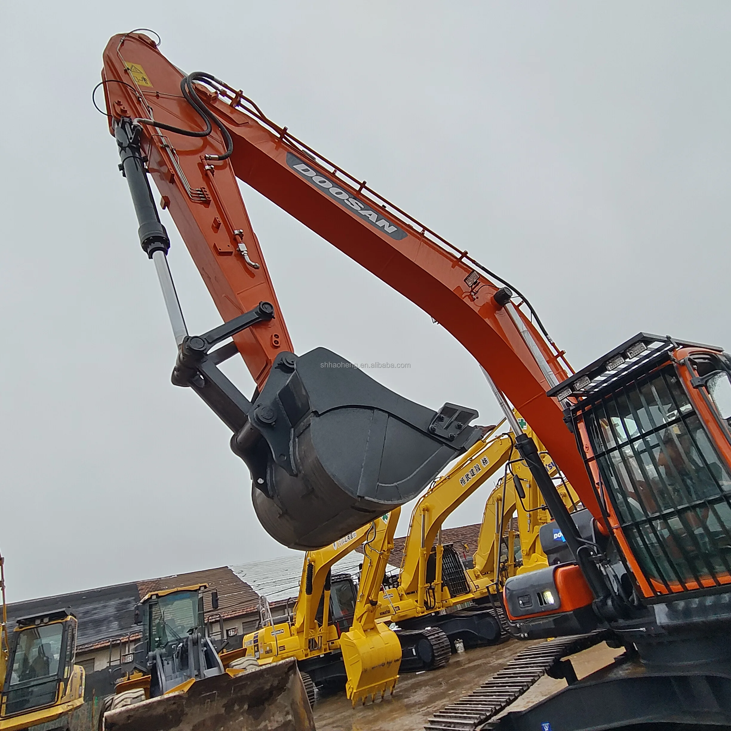 Прямая Продажа с фабрики Doosan Dx300 экскаватор используется многофункциональный 90% новый Dx300lc-9c 30 тонн для продажи