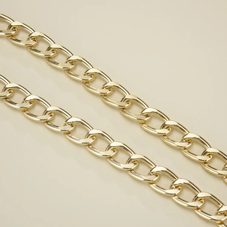 Good Quality Ladies Fashion Accessories Luxury Designer Gold Silver Metal Thick Chain Waist Belts