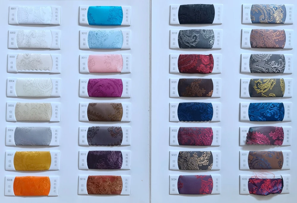 Two tone viscose jacquard lining for apparel for ready