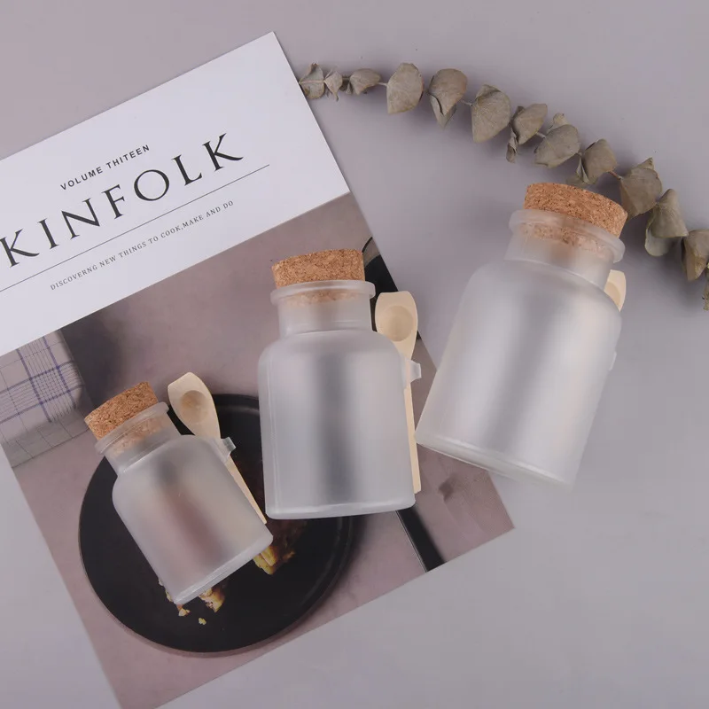 100ml 200ml 300ml Plastic Bath Salt Scrub Bottle with Cork Wooden Spoon Small Plastic Bottle