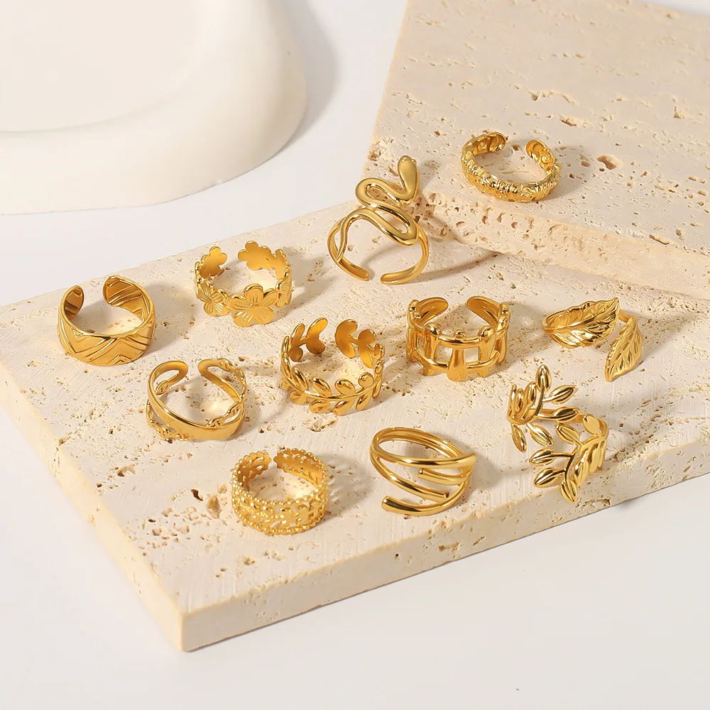 Simple Style Leaf Geometric Hollow Flower 18K Gold-plated Snake-shaped High-grade Multi-layer Titanium Steel Ring