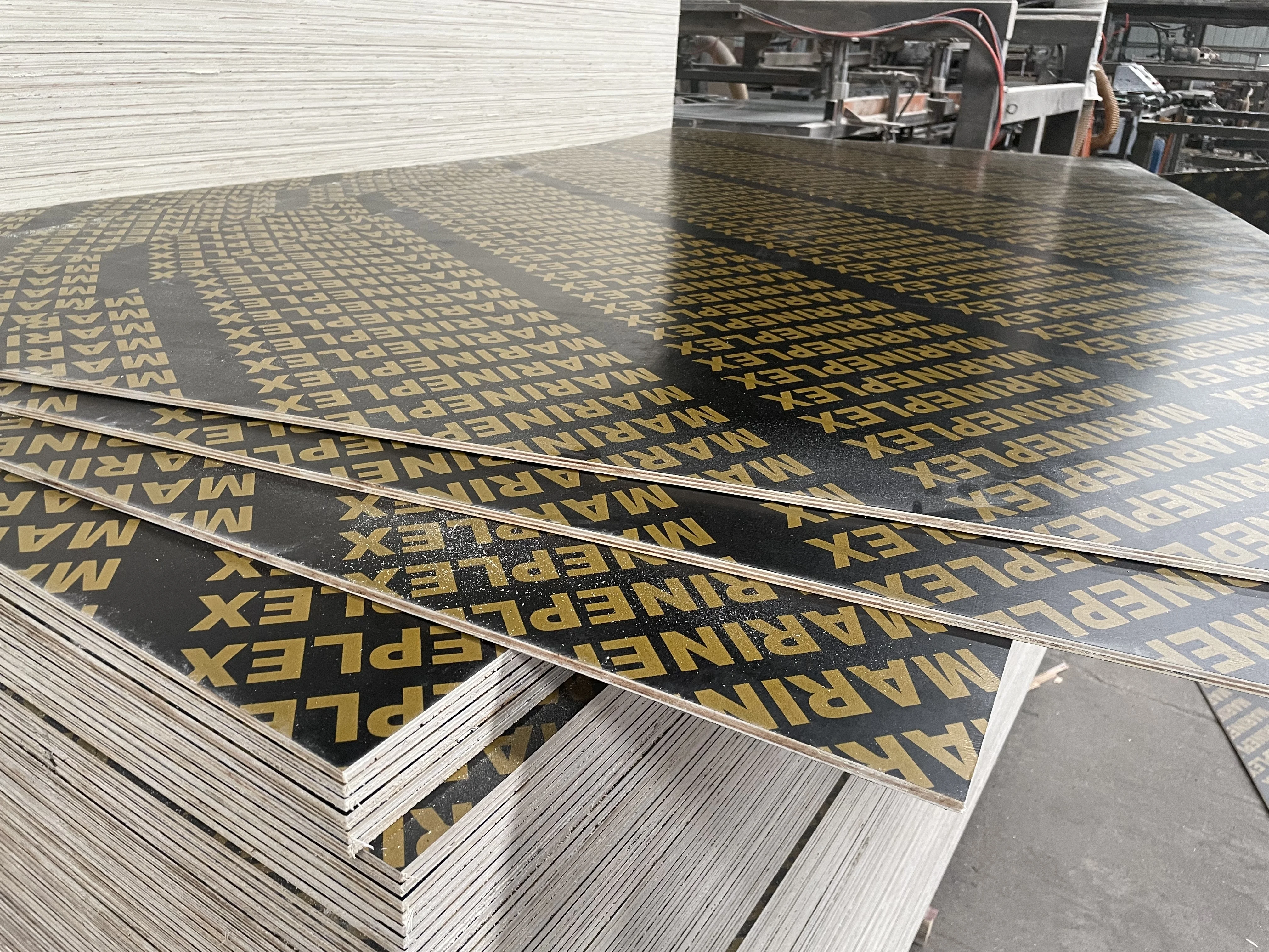 China Factory 8mm 12mm 15mm 18mm Film Faced Plywood Laminated Plywood Price Building PLYWOOD