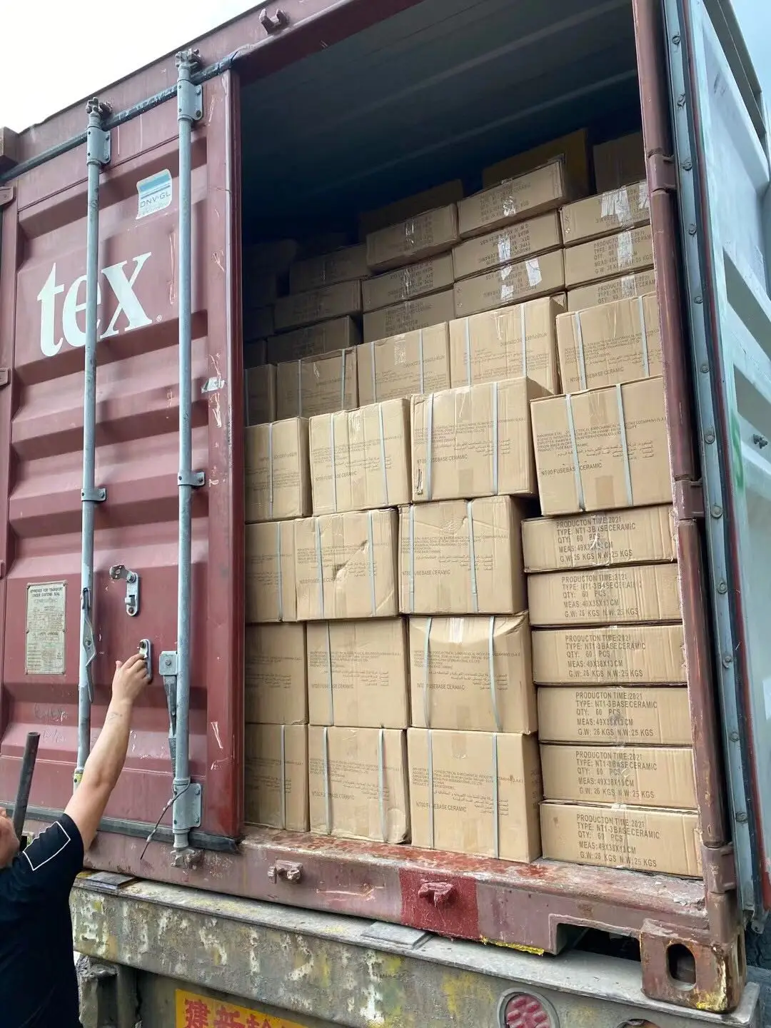 usb power outlet touch table lamp