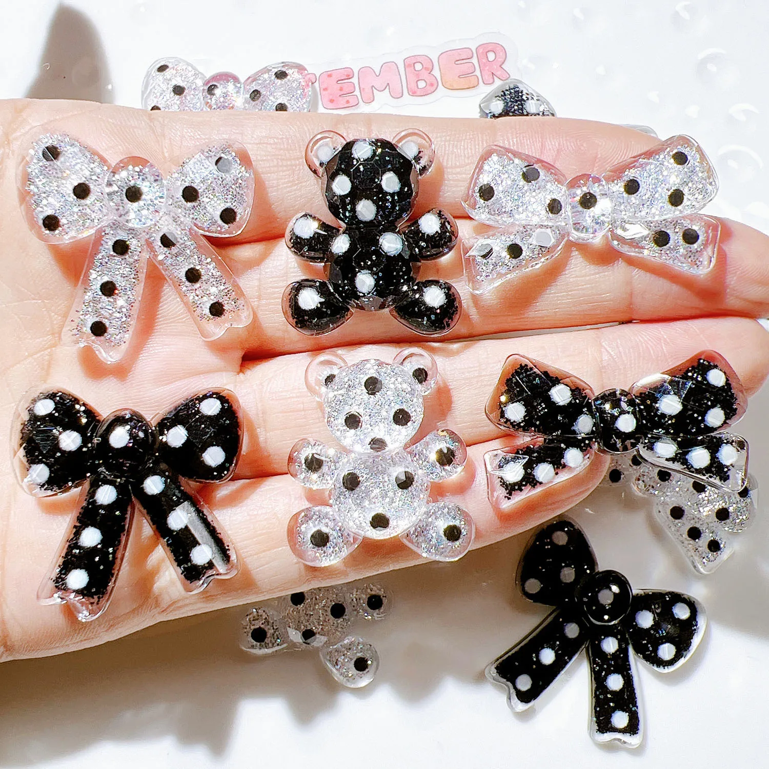 100Pcs Kawaii Bowknot Bear Flat back Resin Cabochon Scrapbooking Crafts DIY Jewelry Making Accessories Phone Case Decoration