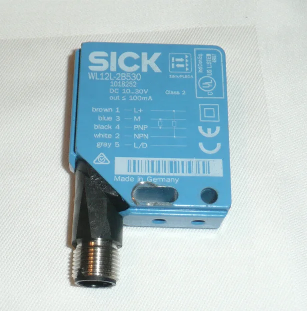 Original Small Photoelectric retro-reflective sensor SICK WL12L-2B530 Block photosensor