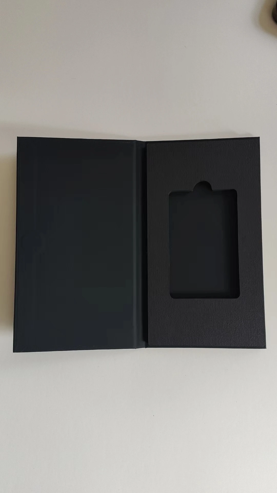 Blank Magnetic Closure Black Gift Wedding Business Metal PVC Bamboo Cards Boxes