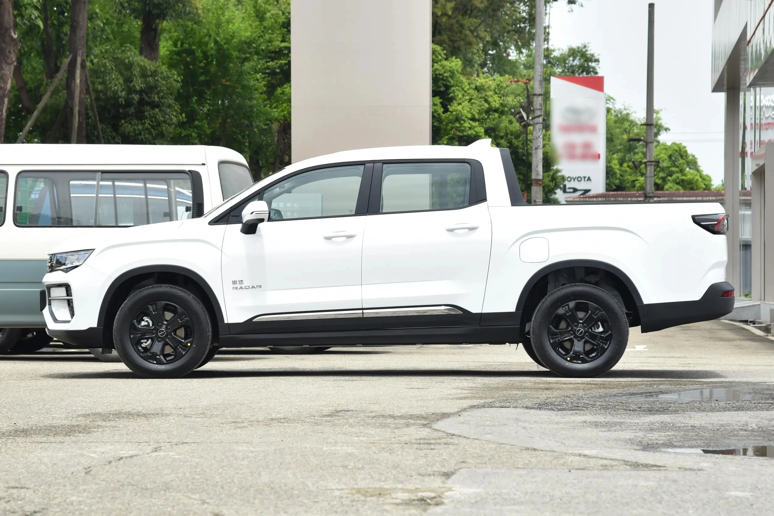 Geely Radar Auto RD6 400S New Energy Pickup Truck 400Km Pure Battery Range Electric Pickup EV Truck Made IN China
