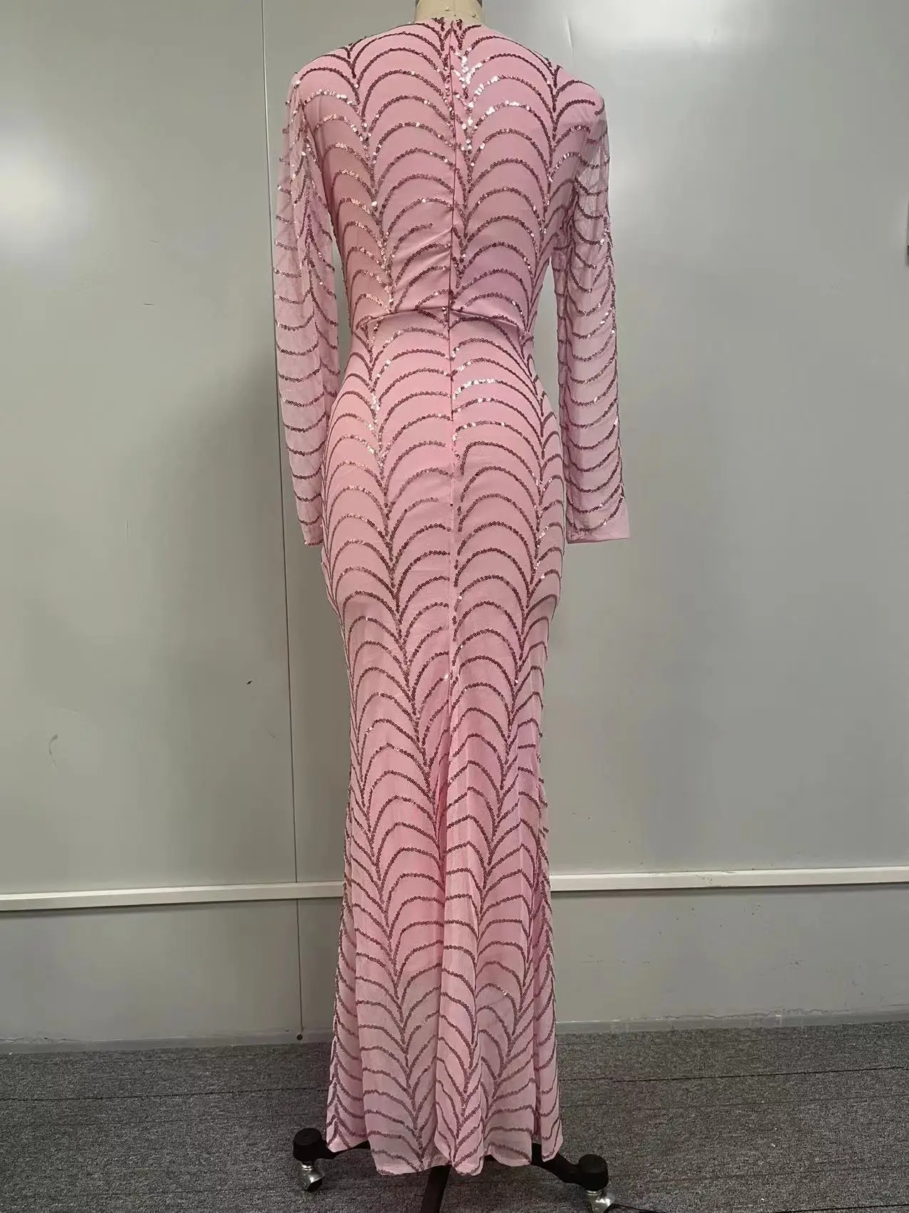 Spring/Summer New Slim Banquet Fishtail Skirt Elegant Party Sequin Long Sleeve Round Neck Evening Dress Large Size dress