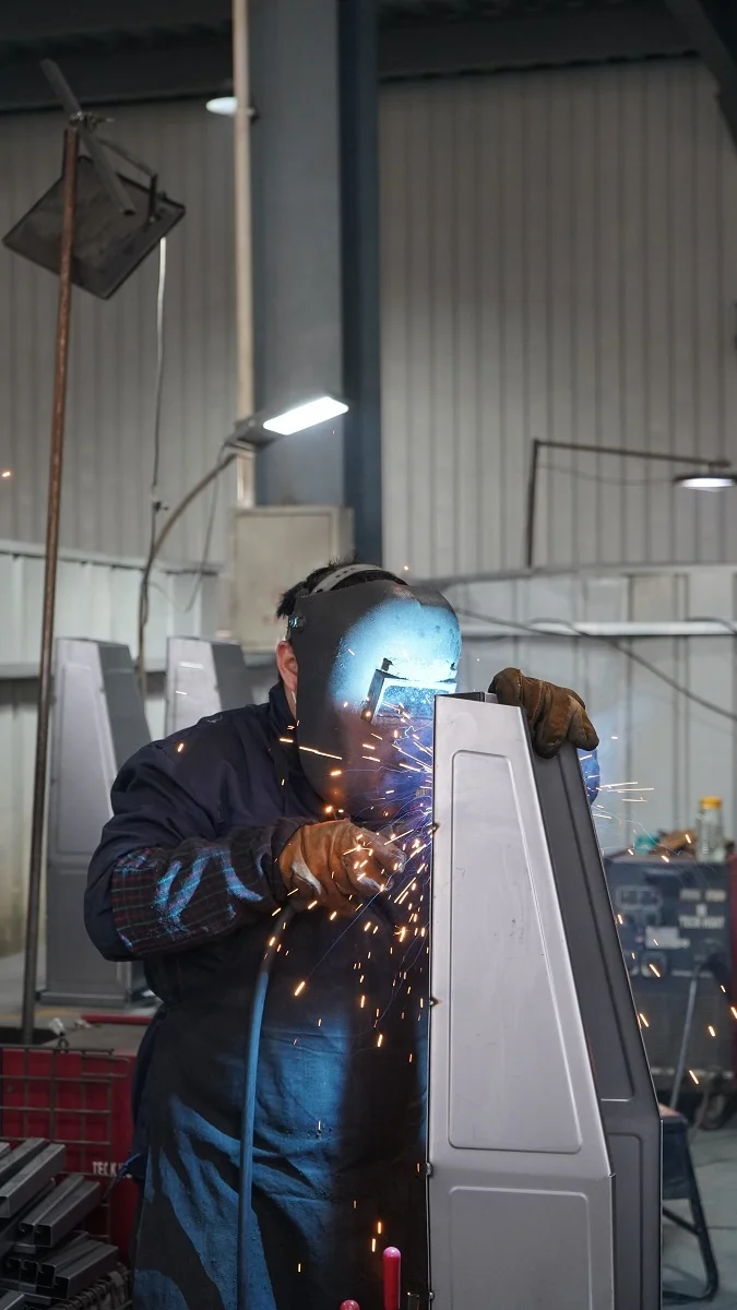 15HP  Wood Chipper Shredder Mini Chipper Shredder Tree Chipper Branch Chipper Industrial Wood Chipper wood crusher shredder