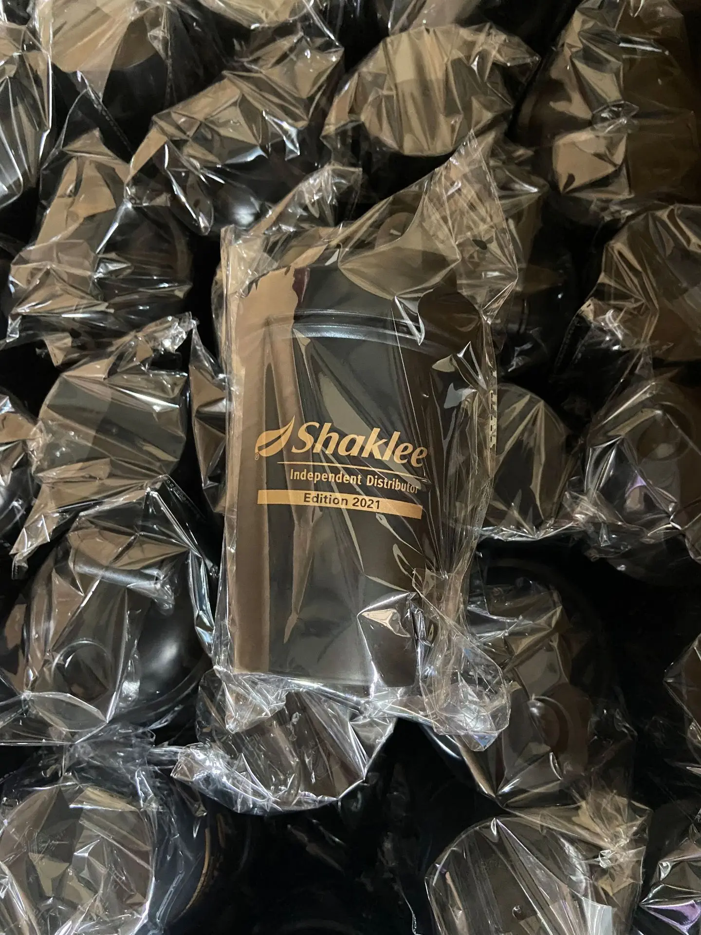 Wholesale Sport Bulk Buy Bottle Fitness 700ml Shaker Protein Fitness Gym Water Bottle Plastic Shaker Cup With Stainless Ball