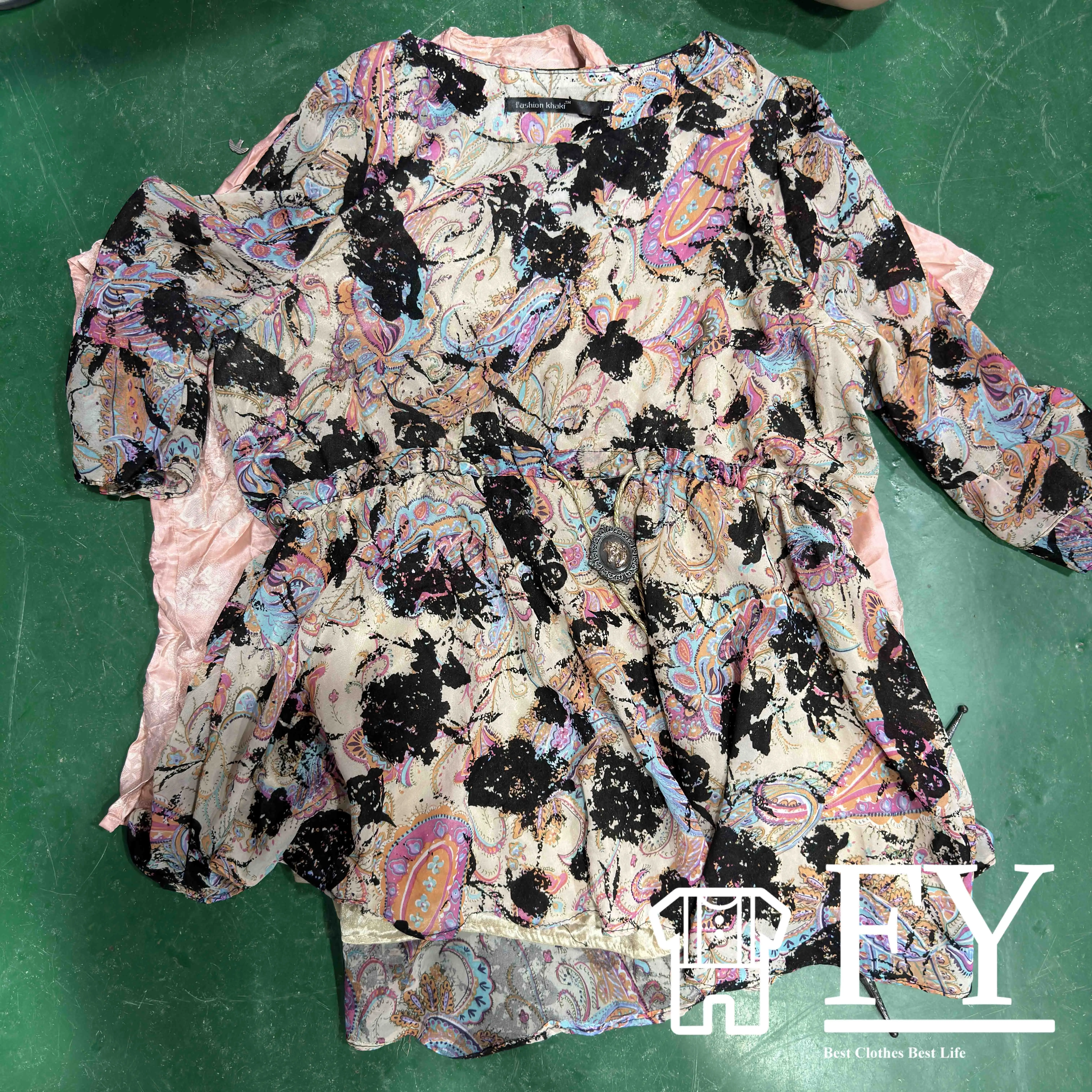 FengYang thrift Wholesale Second Hand Clothing Used Ladies Silk Blouse Buyers For Used Clothing