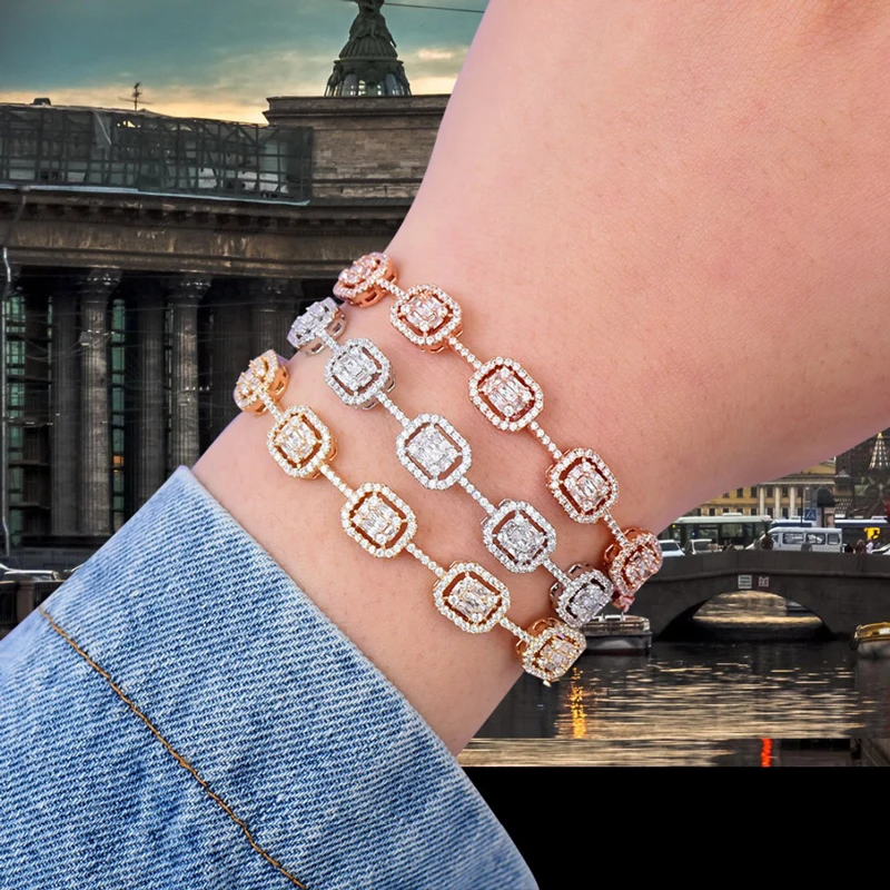 Ladies All-match Bracelet with AAA Zircon and Real Gold Plating on Dinner, Trade fair, Business