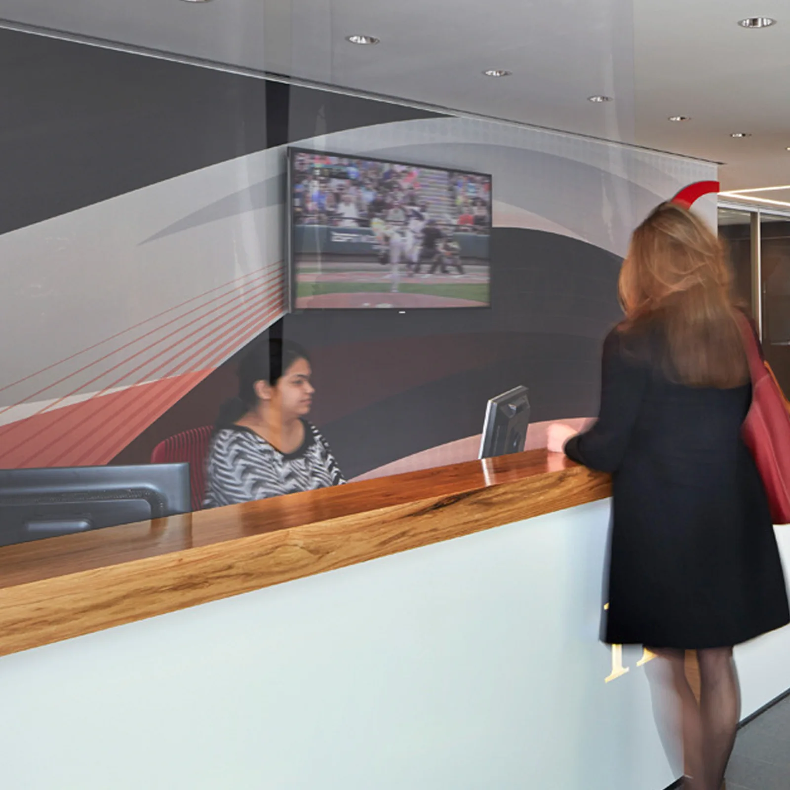 OEM/ODM Transparent roller blinds bank soft glass accessible AC roller blinds